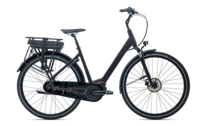 <p>Fiets door de stad met comfort, gemak en stijl. Naar je werk, de boodschappen halen of gewoon eropuit en een mooie tocht maken. Langdurige ondersteuning en Smart Assist-technologie maken de nieuwe Entour E+ onweerstaanbaar.</p>
